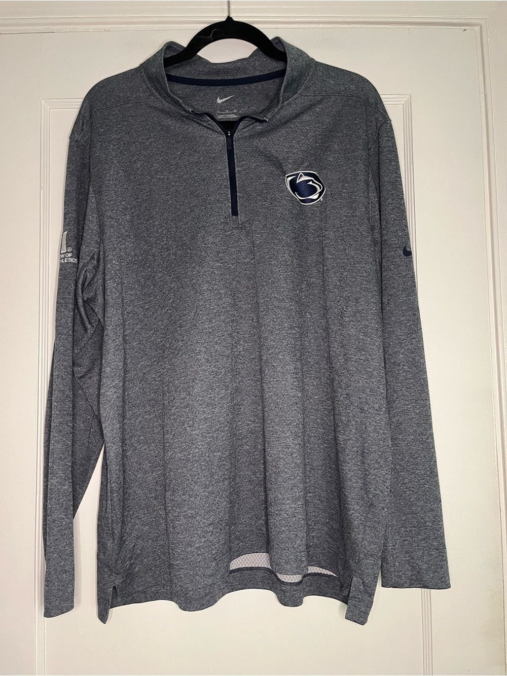 Nike Men’s XL Gray Penn State Quarter-Zip Performance Pullover